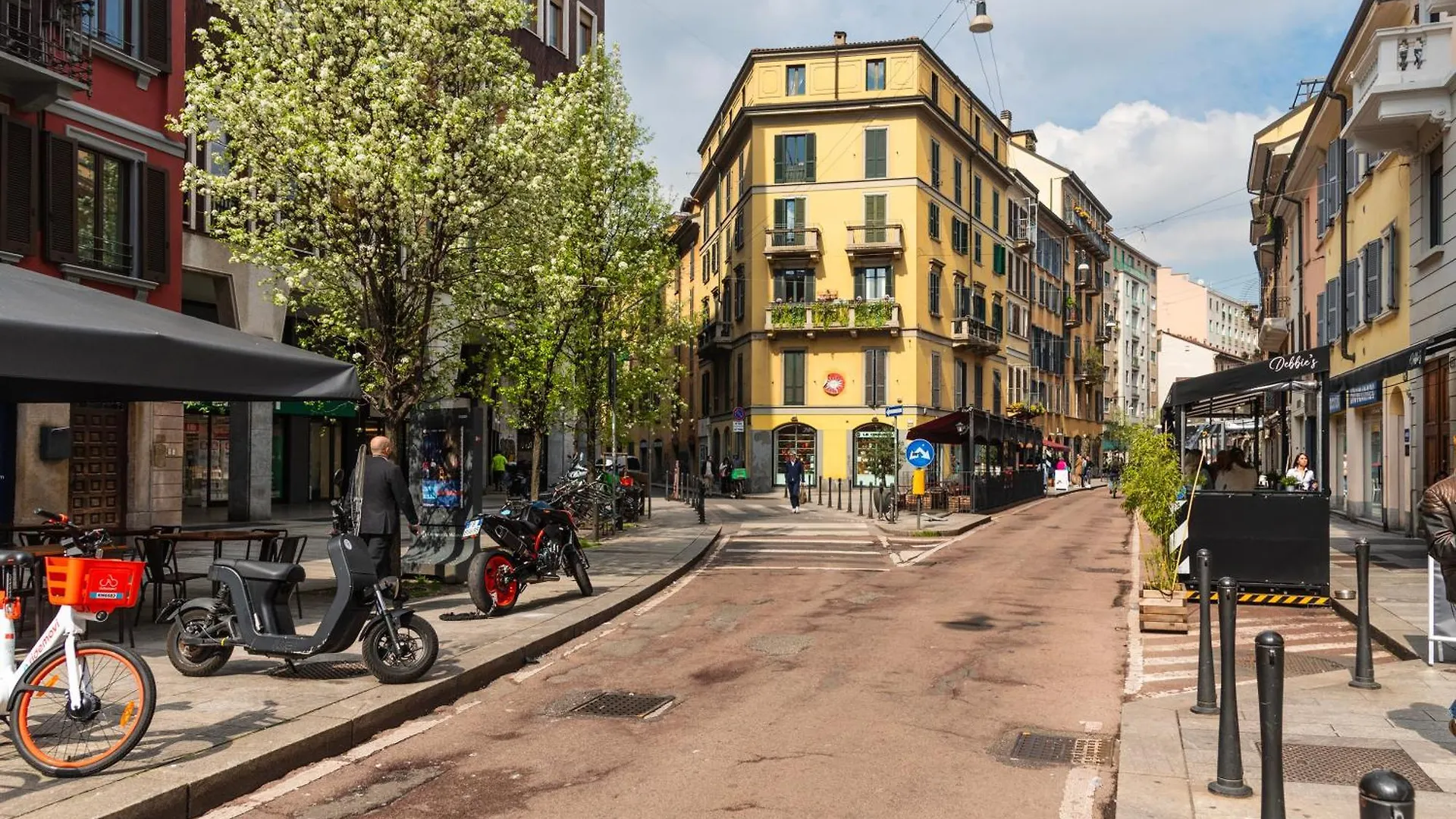 Youhosty - Anfiteatro 12 Milan